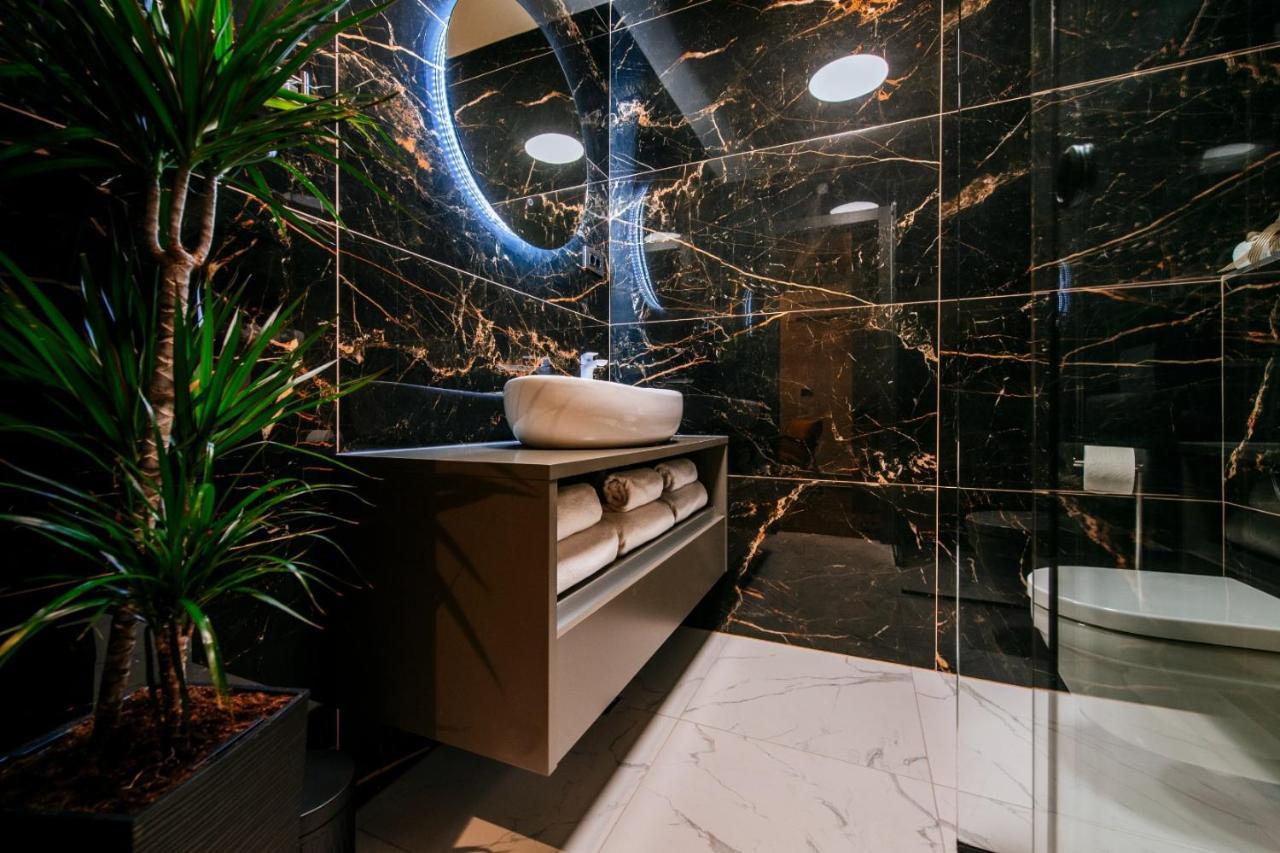 Luxury Rooms Vindemiae ซาดาร์ ภายนอก รูปภาพ